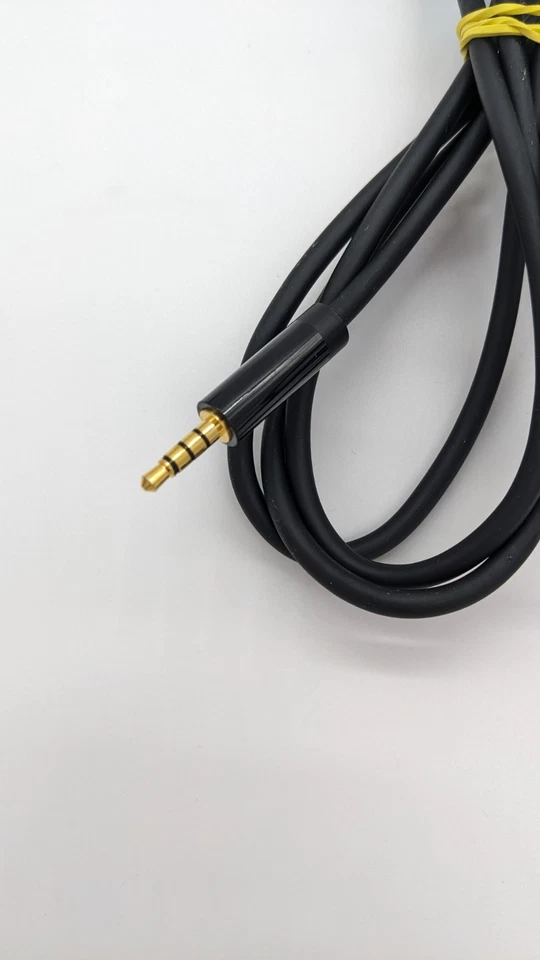 OFFICIAL MICROSOFT BRAND E SLIM AV COMPOSITE CABLE 3.5mm TO RCA, FOR XBOX 360   - Image 3 of 4