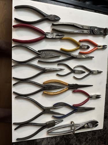 Pliers Collection Of 17 Pieces Various Sizes And Styles