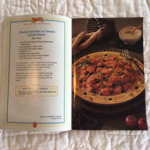 RAGU FAMILY FAVORITES BRAND NAME CLASSIC RECIPES COLLECTION - soft cover 1998 - Picture 2 of 6