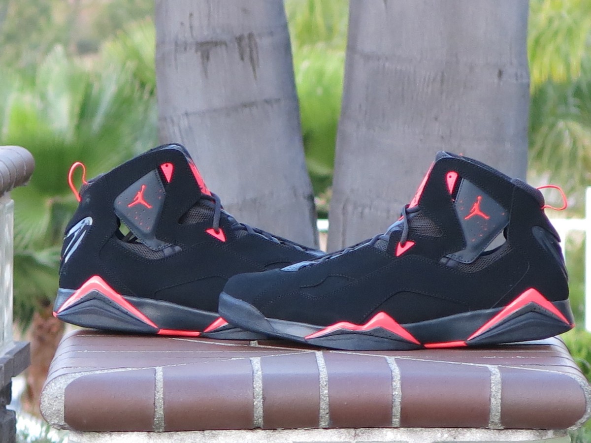 Nike Air Jordan Size 11 True Flight Black Infrared 23  Shoes Sneakers 342964-023 Nike Air Jordan True Flight 23 Sneakers Shoes Size 10 Black  main image 3