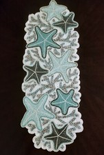 NEW ISAAC MIZRAHI BEADED TEAL,GREEN,WHITE STARFISH TABLE RUNNER-HANDMADE-13"X36"