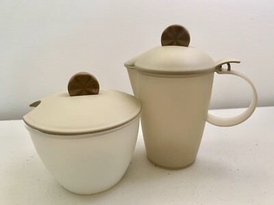 Tupperware Sugar and Creamer Set Beige Brown New
