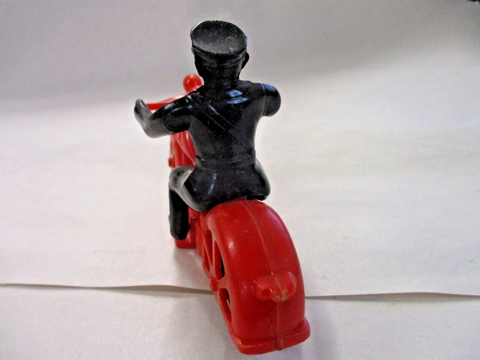 DE COLECCIÓN HUBLEY PLÁSTICO ROJO P D HARLEY DAVIDSON CON JINETE Foto 4 de 4