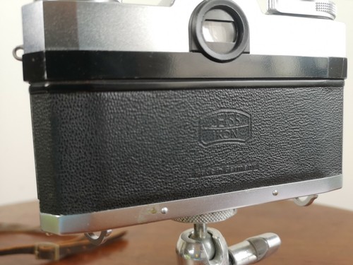 Zeiss Contaflex Ikon Super 1959, Synchro-compur Tessar 2.8/50mm - Requiring CLA - Picture 8 of 12