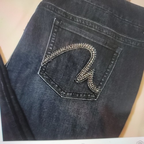 Melissa McCarty Jeans - Picture 2 of 12