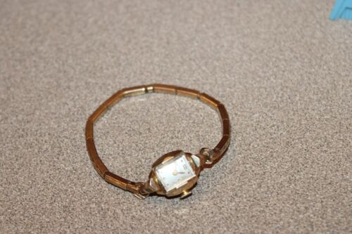 Neu im Karton Bulova Dolly Madison 21 Juwel Damenuhr Vintage - Bild 17 von 20