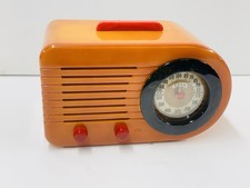 VTG FADA 200 BULLET CATALIN RADIO IN YEL, RED, DARK BLUE DECO TUBE RADIO