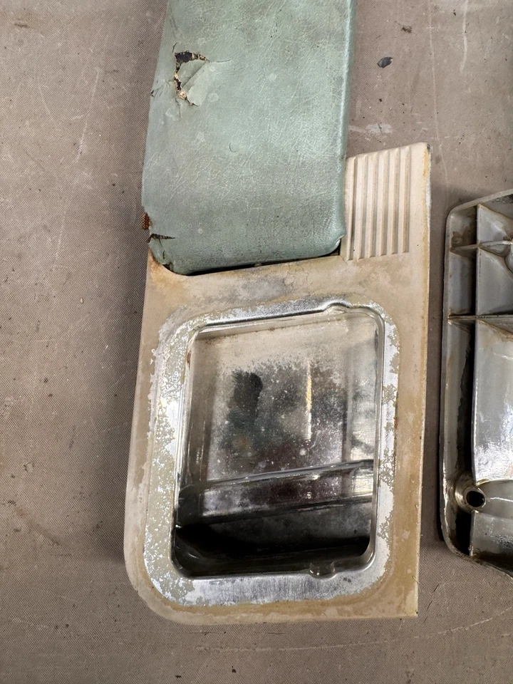 Reposabrazos Chevy BelAir Biscayne 1961-1967 Ninety Eight Wildcat Bonneville Impala Foto 2 de 4