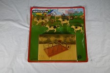 Britains 7166 - Cows with Pen - New
