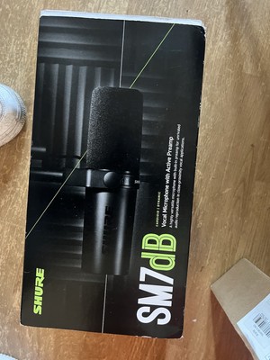 Shure SM7dB Dynamisches Gesangsmikrofon mit integriertem Vorverstärker