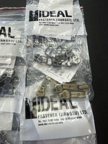 LOT 58 IDEAL FASTENER ZIPPERS SLIDERS MINT Nice Assortment High Quality - Picture 5 of 7