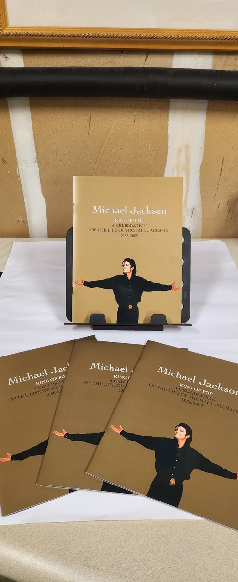 Michael Jackson 追悼式 プログラム冊子 New! Michael Jackson 2009 King Of Pop Celebration Of Life Memorial