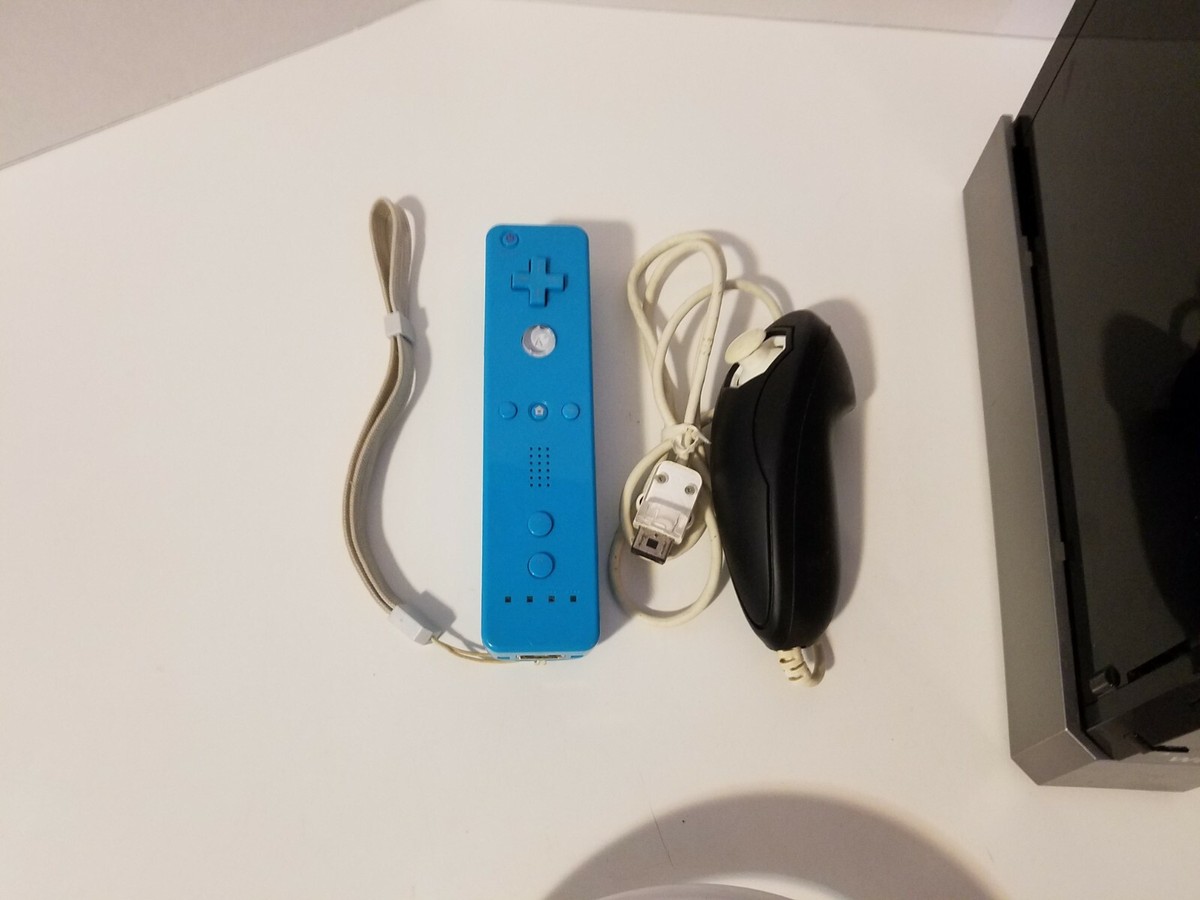 Nintendo Wii Console Black RVL-001 Complete W/ Remote