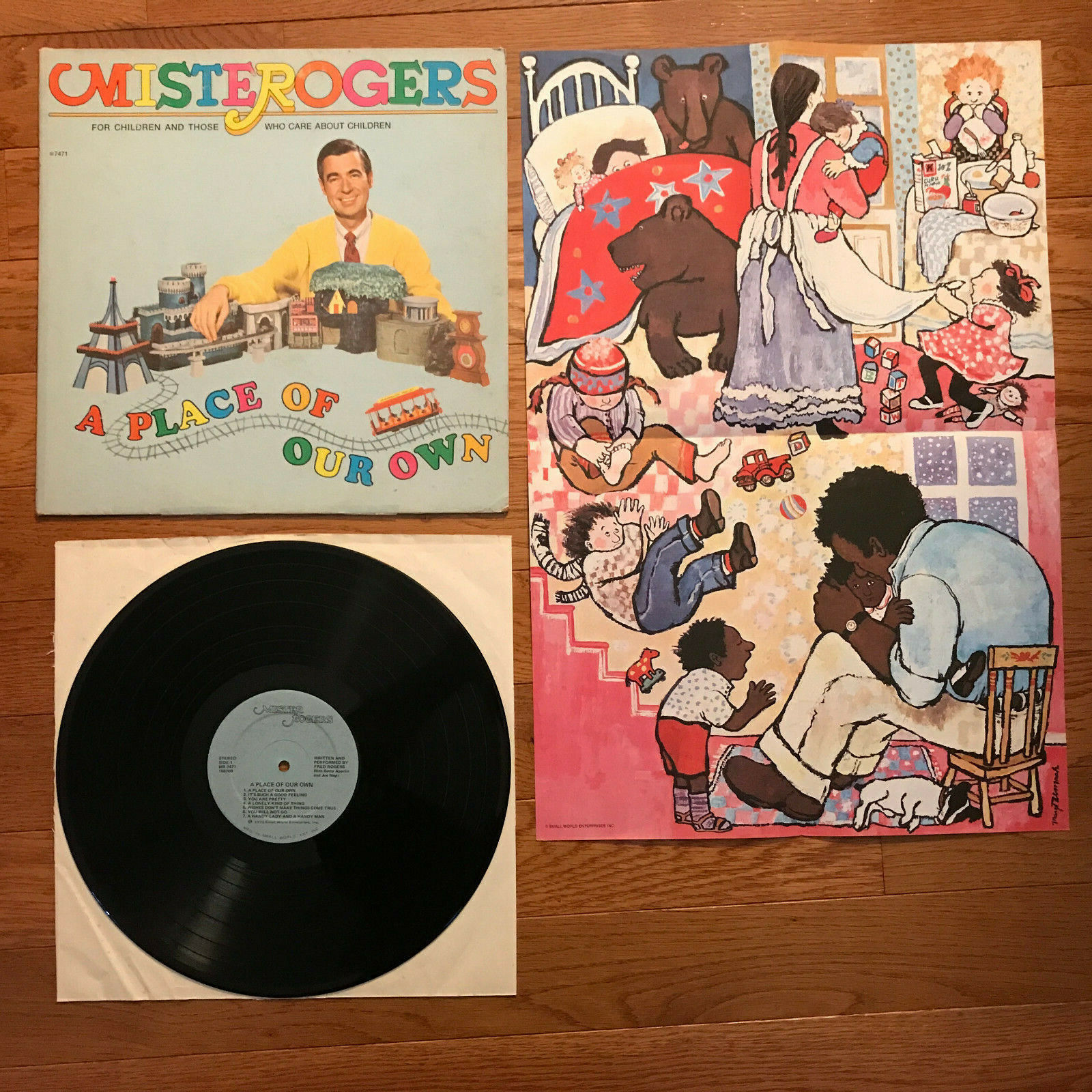 Mister Rogers - A Place of Our Own LP Small World MR-7471 Mr 1973 w/ Poster  VG+