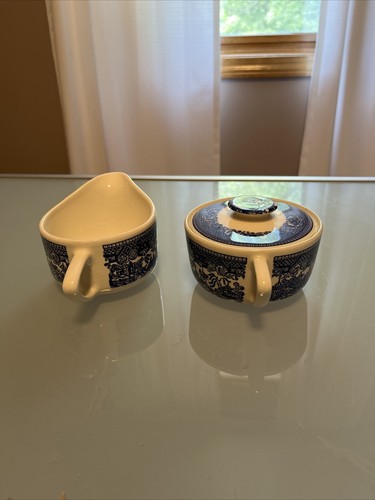 Ciotola di zucchero vintage Royal China Willow Ware blu e bianca con coperchio e set crema LEGGERE - Foto 4 di 15