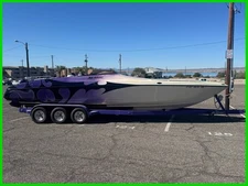 2000 Magic 29 Wizard Performance Boat