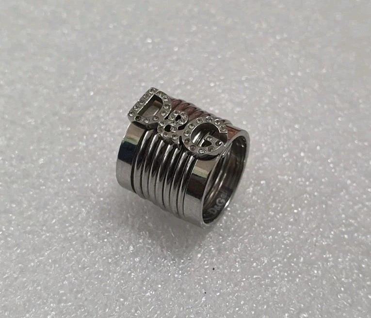 Anillo D&G Dijes Acero Inoxidable Unisex/Dama UK TALLA L No. 11 Foto 3 de 4