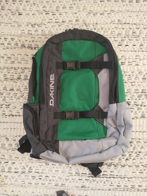 Dakine Mission 25L Backpack Green Padded Laptop Snowboard Skate Board