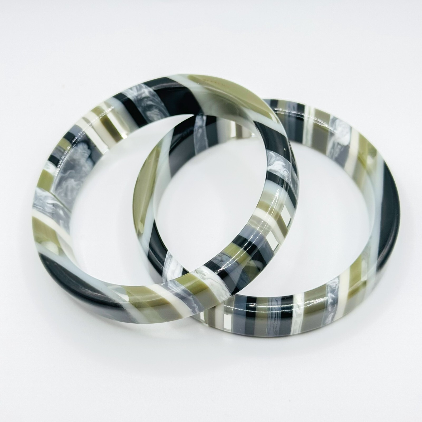 x2 Fire Fly Striped Pattern Chunky Solid Bangles … - image 5