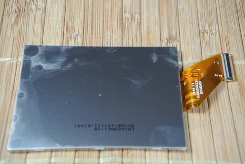 SAMSUNG WB 600 COMPACT CAMERA PARTS: ORIGINAL SCREEN. - Picture 2 of 3
