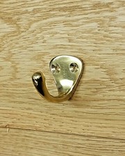 ANTIQUE VINTAGE STYLE CLASSIC CAST IRON COAT HOOKS SIGNS & BRACKETS