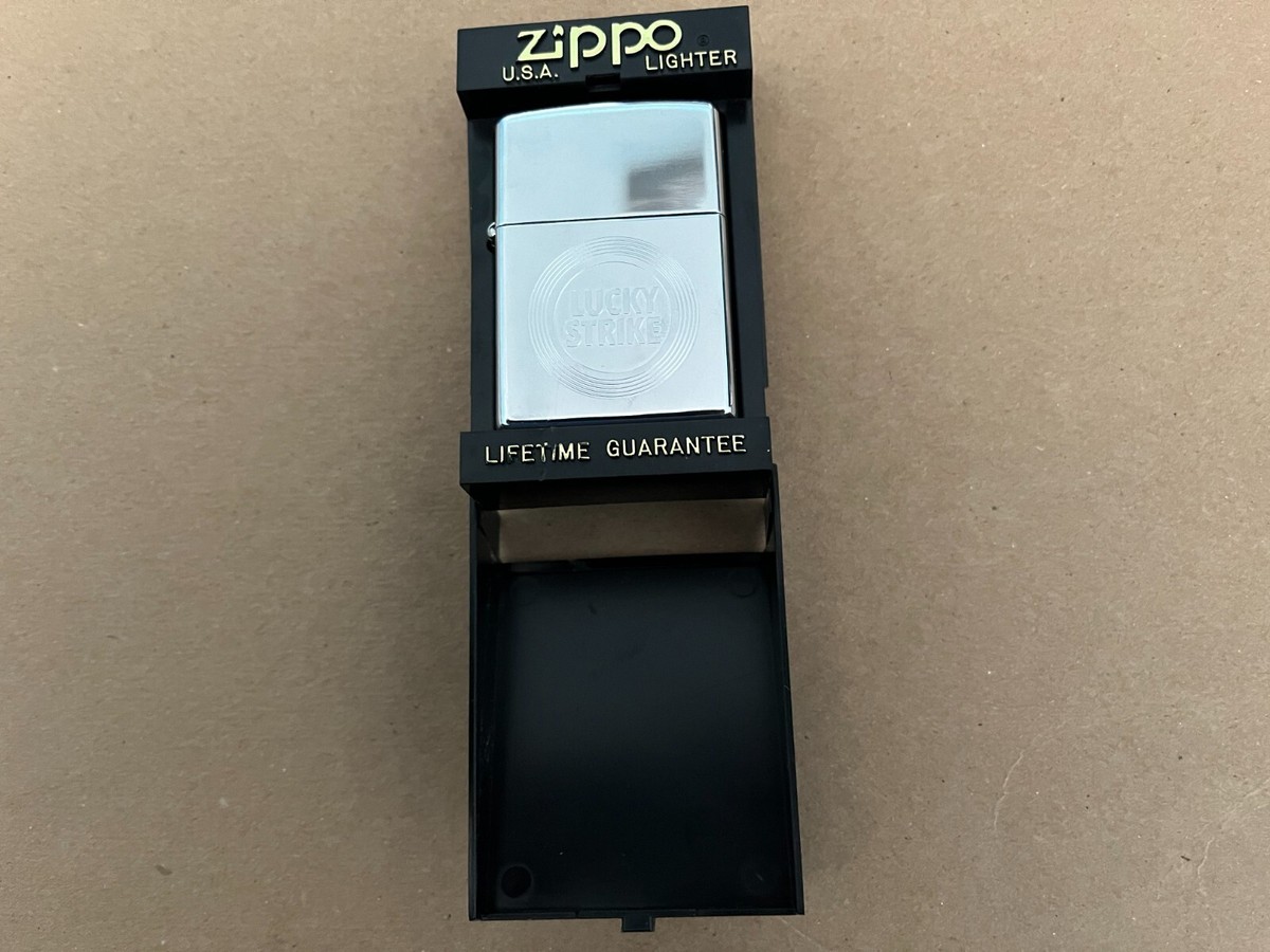 Unfired Vintage Lucky Strike Zippo Chrome Lighter Sealed - In 