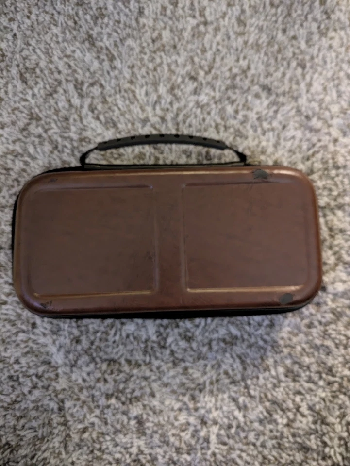 Legend Zelda Faux Leather Nintendo Switch Travel Case with Cartridge Cases - Image 3 of 4