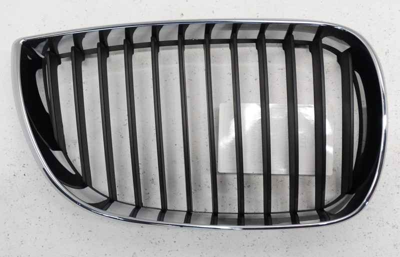 Calandre droit 51137077130 pour pare-chocs avant en ABS noir et cadre chrome