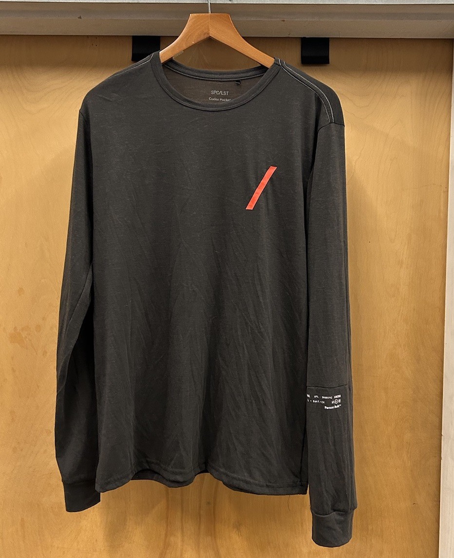SPC/LST Codex Pocket Activewear Performance Stretch Shirt Small Long Sleeve