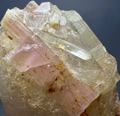 285 Karat Ultra Rare!!! Rosa Turmalin Kristalle auf Matrix von Kunar @Afg