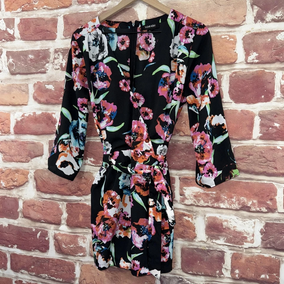 Vestido Yumi Kim Mujer Mediano Negro Multicolor Floral Abstracto Sobrepelliz Envoltura Foto 3 de 4