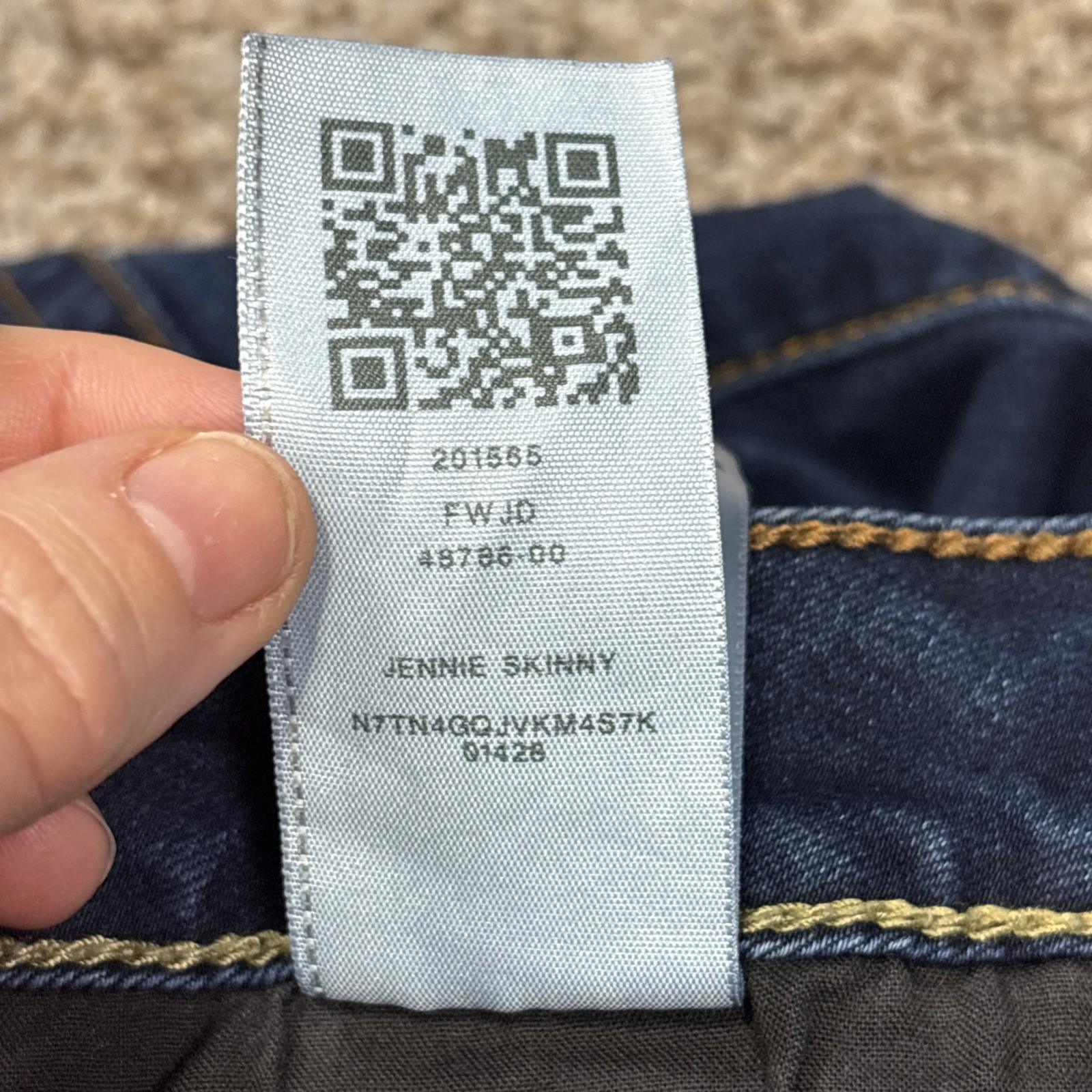 True Religion Women's Jennie Curvy Mid Rise Skinny Jeans Size 34 X 27.5 - View 6