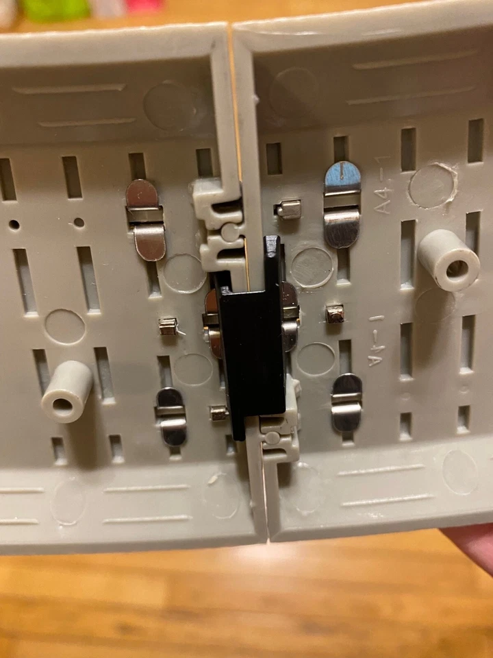 Lionel O gauge FasTrack 50 clips - Image 4 of 4