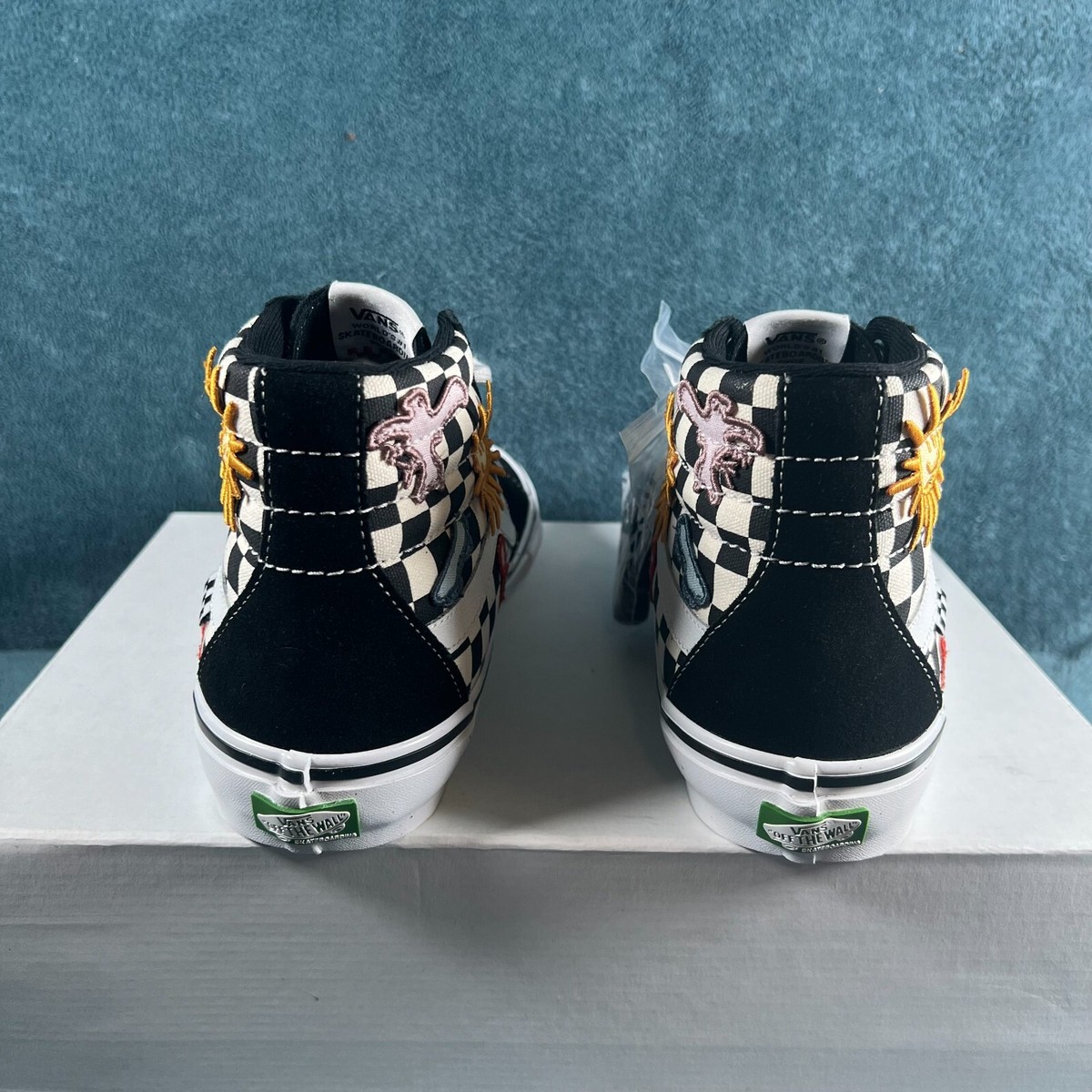 VANS Rare Skateistan Sk8-Hi Men display picture 2