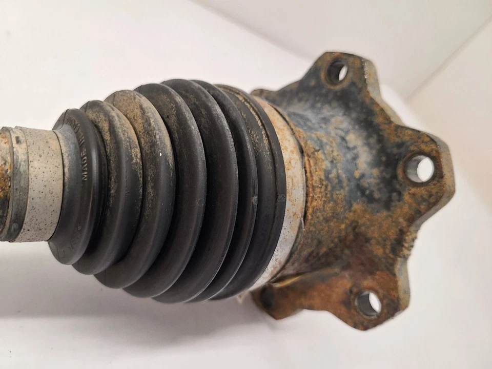 2015 2016 2017 2018 2019 2020 CADILLAC ESCALADE  Axle Shaft Front Axle  - Image 2 of 4