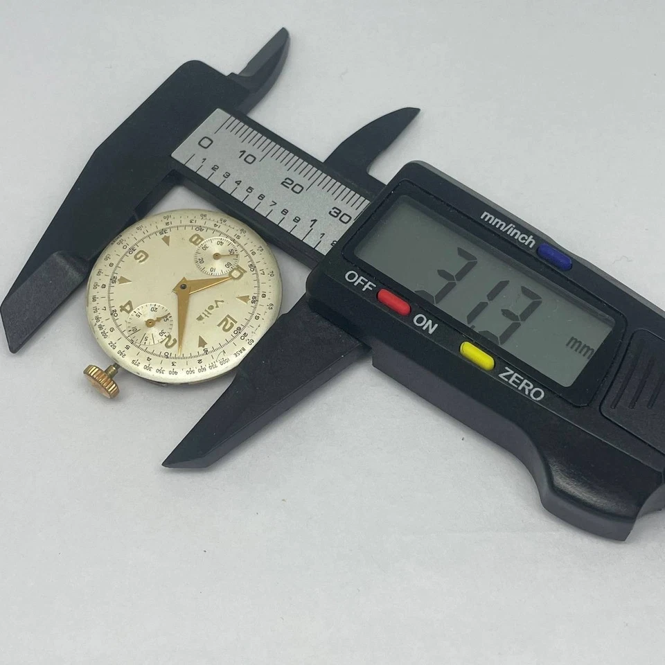 VALJOUX 23 CHRONOGRAPH SWISS WATCH MANUAL MOVEMENT GOOD BALANCE X REPAIR/PARTS - Image 3 of 4