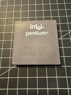 Intel Pentium SX968 90 MHz Sockel 7 PC Retro CPU Prozessor Doom Quake Keramik