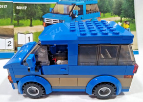 🔥Lego City 60117 Van and Caravan 100% Complete w/ Minifigures and Instructions