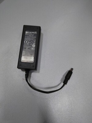 Phihong PSAC30U-050 Switching Power Supply 5V 4A Used Working Without power Cord