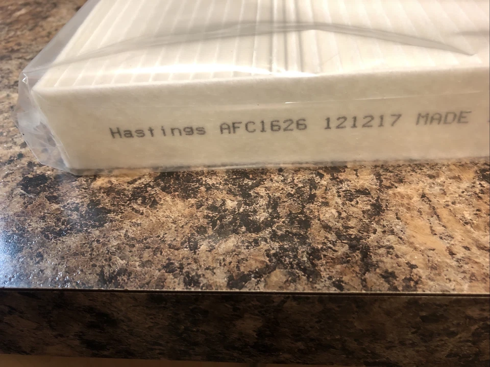 Filtro de ar de cabine Hastings AFC1626, equivalente a GM 23281440 novo na caixa! - Imagem 3 de 4