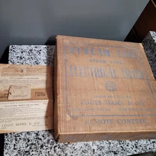 Vintage Marx # 25225 Metal Train Cars  - Lionel Engine - Original Box Papers 