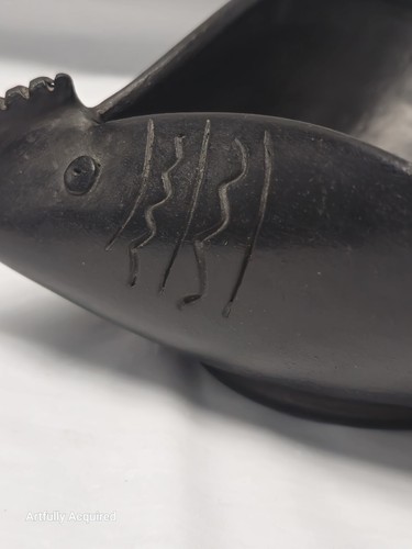 native american black pottery bird effigy bowl - Picture 17 of 24
