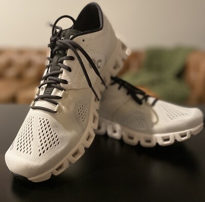 On Womens Swiss Engineering On Cloud X Shoes