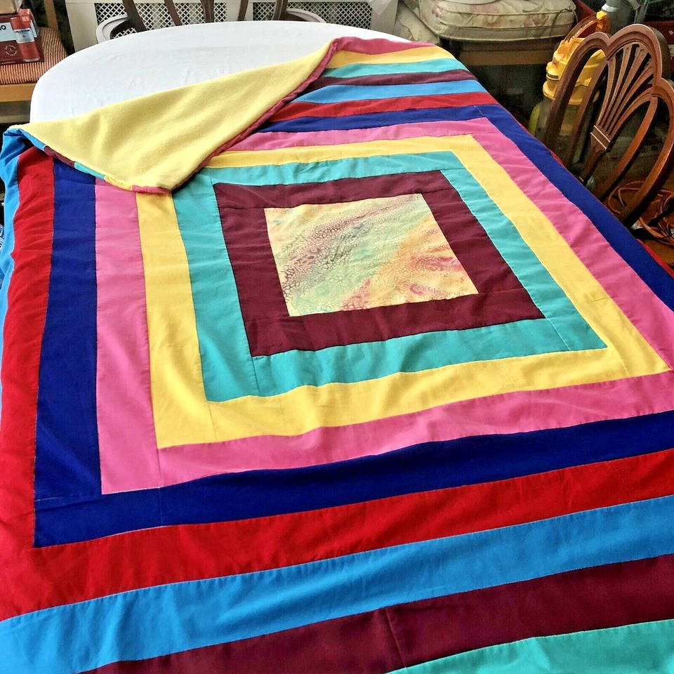 Manta Arco Iris Hecha a Mano con Centro Shibori Tie Dye 44 x 58 Foto 2 de 4