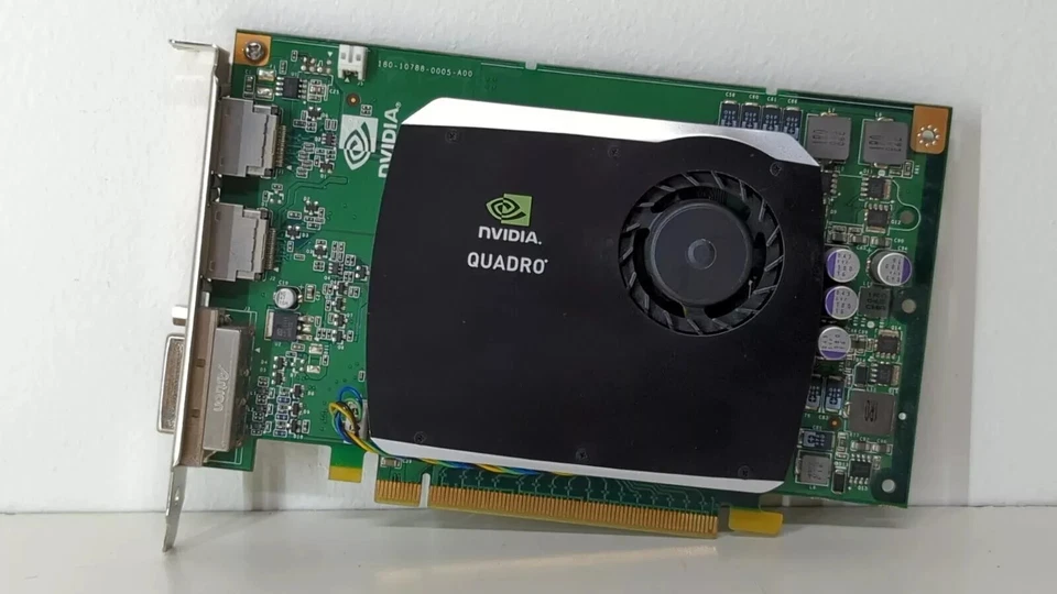 Dell NVIDIA Quadro FX 580 (R784K) 512 MB GDDR3 SDRAM PCI Graphic Card - Image 3 of 3