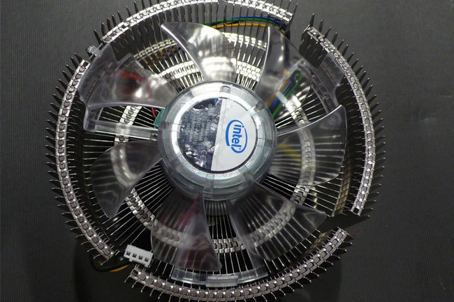 Original Intel QX9770 LED Cooling Fan (Brand New, Genuine Part) - Image 4 of 4
