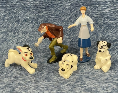 Kinder 101 Dalmatians Minifigures Lot Disney Cake Toppers FREE SHIPPING