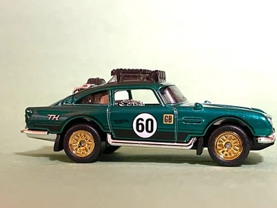 Hot Wheels 2027 Super Treasure Hunt Aston Martin DB5 Safari Loose - Image 1 of 4