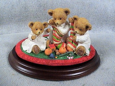 Department 56 Upstairs Downstairs Bears Henry Alice Baby Arthur Christmas Treats Ebay Department 56 Upstairs Downstairs Bears Henry Alice Baby Arthur Christmas Treats Ebay