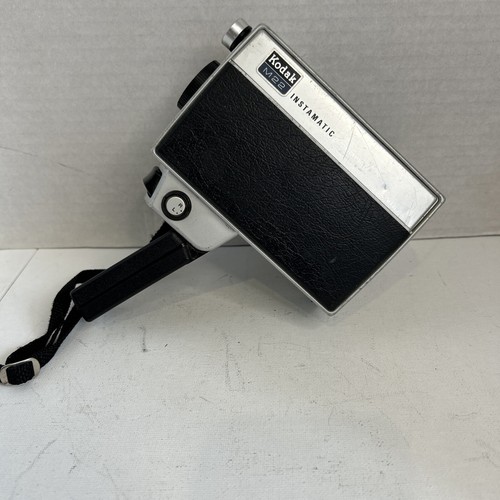 VINTAGE Kodak M22 Instamatic Movie Camera MADE IN USA ROCHESTER NEW YORK - 第 1/8 張圖片